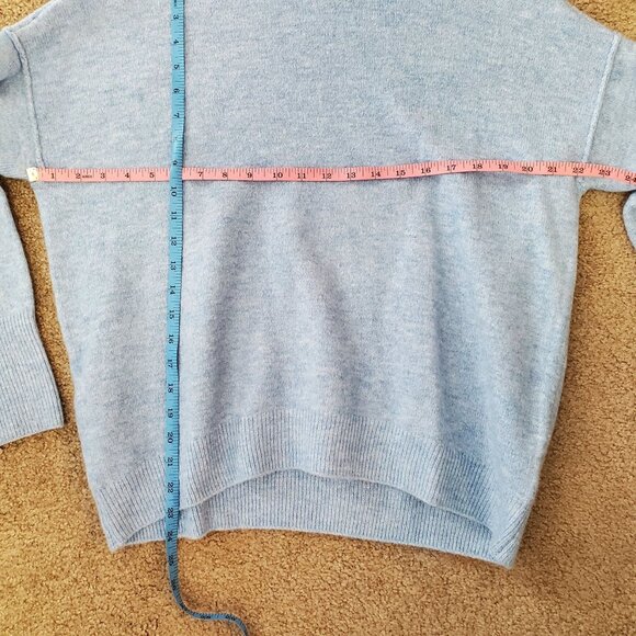 Vince Camuto Womens Light Blue Oversized Cozy Turtleneck Sweater Sz XS - Picture 8 of 10